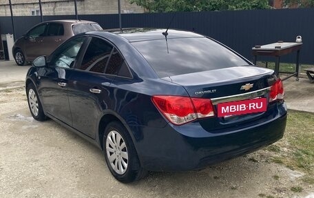 Chevrolet Cruze II, 2011 год, 670 000 рублей, 6 фотография