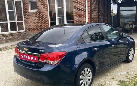 Chevrolet Cruze II, 2011 год, 670 000 рублей, 4 фотография