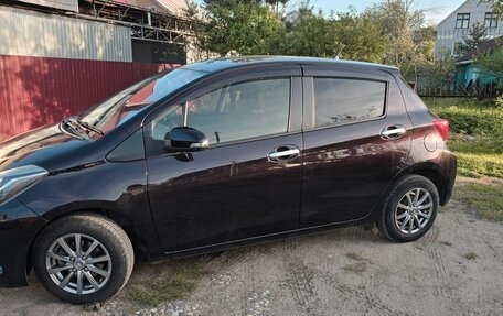 Toyota Vitz, 2015 год, 950 000 рублей, 5 фотография