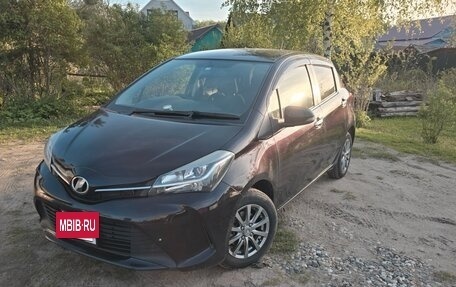 Toyota Vitz, 2015 год, 950 000 рублей, 3 фотография