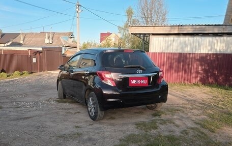 Toyota Vitz, 2015 год, 950 000 рублей, 7 фотография