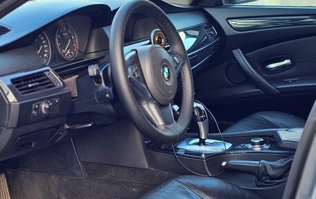 BMW 5 серия, 2009 год, 980 000 рублей, 6 фотография