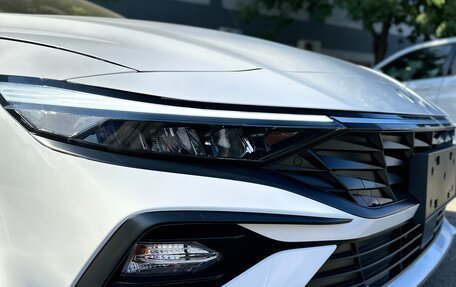 Hyundai Elantra, 2024 год, 2 330 000 рублей, 14 фотография