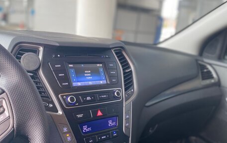 Hyundai Santa Fe III рестайлинг, 2017 год, 2 270 000 рублей, 12 фотография