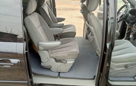 Dodge Caravan IV, 2004 год, 520 000 рублей, 14 фотография