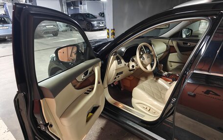 Infiniti FX II, 2011 год, 2 250 000 рублей, 9 фотография