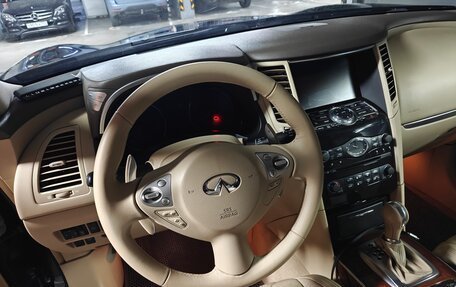 Infiniti FX II, 2011 год, 2 250 000 рублей, 11 фотография