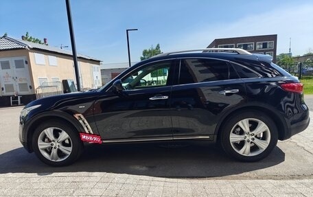 Infiniti FX II, 2011 год, 2 250 000 рублей, 20 фотография
