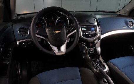 Chevrolet Cruze II, 2013 год, 949 000 рублей, 6 фотография