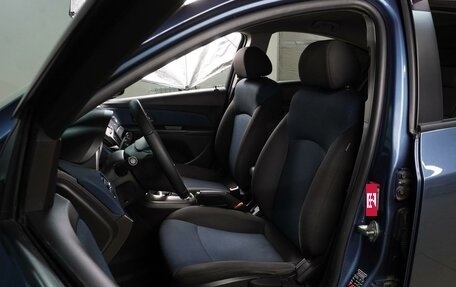 Chevrolet Cruze II, 2013 год, 949 000 рублей, 10 фотография