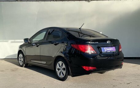 Hyundai Solaris II рестайлинг, 2016 год, 1 130 000 рублей, 5 фотография