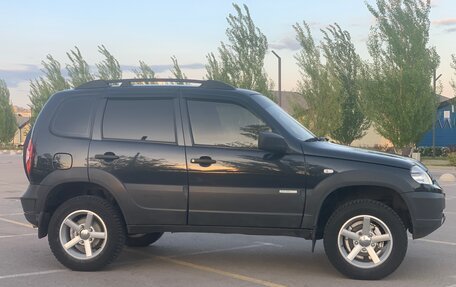 Chevrolet Niva I рестайлинг, 2012 год, 585 500 рублей, 10 фотография