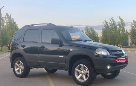 Chevrolet Niva I рестайлинг, 2012 год, 585 500 рублей, 8 фотография