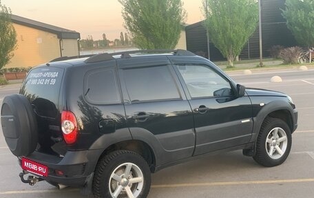 Chevrolet Niva I рестайлинг, 2012 год, 585 500 рублей, 11 фотография