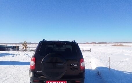 Chevrolet Niva I рестайлинг, 2011 год, 600 000 рублей, 6 фотография
