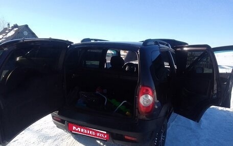 Chevrolet Niva I рестайлинг, 2011 год, 600 000 рублей, 11 фотография
