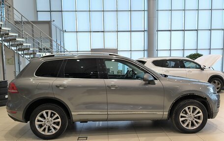 Volkswagen Touareg III, 2010 год, 1 390 000 рублей, 8 фотография