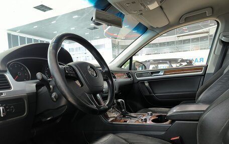 Volkswagen Touareg III, 2010 год, 1 390 000 рублей, 20 фотография