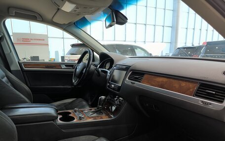 Volkswagen Touareg III, 2010 год, 1 390 000 рублей, 15 фотография