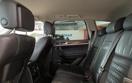 Volkswagen Touareg III, 2010 год, 1 390 000 рублей, 16 фотография