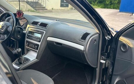 Skoda Octavia, 2011 год, 1 050 000 рублей, 10 фотография