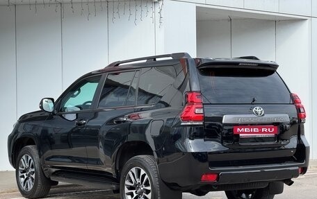 Toyota Land Cruiser Prado 150 рестайлинг 2, 2023 год, 6 140 000 рублей, 6 фотография