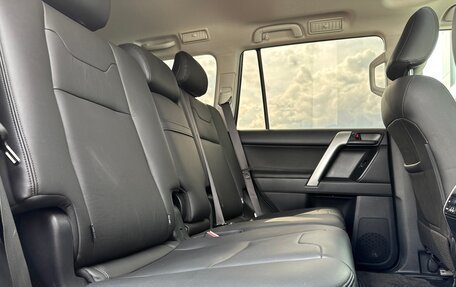 Toyota Land Cruiser Prado 150 рестайлинг 2, 2023 год, 6 140 000 рублей, 17 фотография