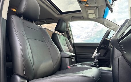 Toyota Land Cruiser Prado 150 рестайлинг 2, 2023 год, 6 140 000 рублей, 16 фотография