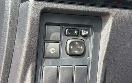 Toyota Land Cruiser Prado 150 рестайлинг 2, 2023 год, 6 140 000 рублей, 24 фотография