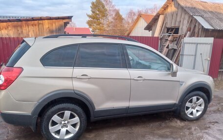 Chevrolet Captiva I, 2008 год, 700 000 рублей, 3 фотография