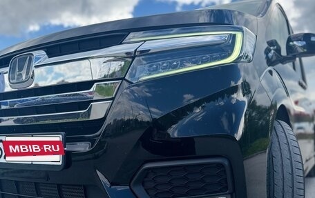 Honda Stepwgn IV, 2018 год, 2 500 000 рублей, 2 фотография