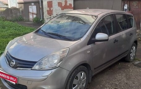 Nissan Note II рестайлинг, 2011 год, 810 000 рублей, 2 фотография