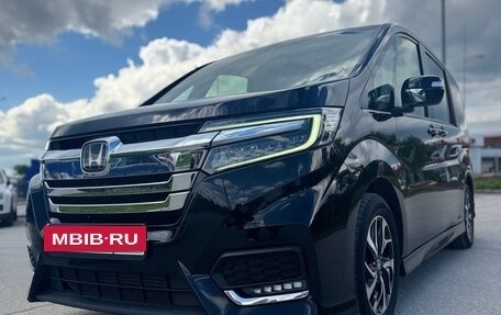 Honda Stepwgn IV, 2018 год, 2 500 000 рублей, 9 фотография