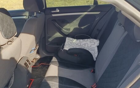 Volkswagen Jetta VI, 2006 год, 580 000 рублей, 6 фотография