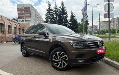 Volkswagen Tiguan II, 2018 год, 2 500 000 рублей, 1 фотография