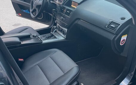 Mercedes-Benz C-Класс, 2007 год, 950 000 рублей, 9 фотография
