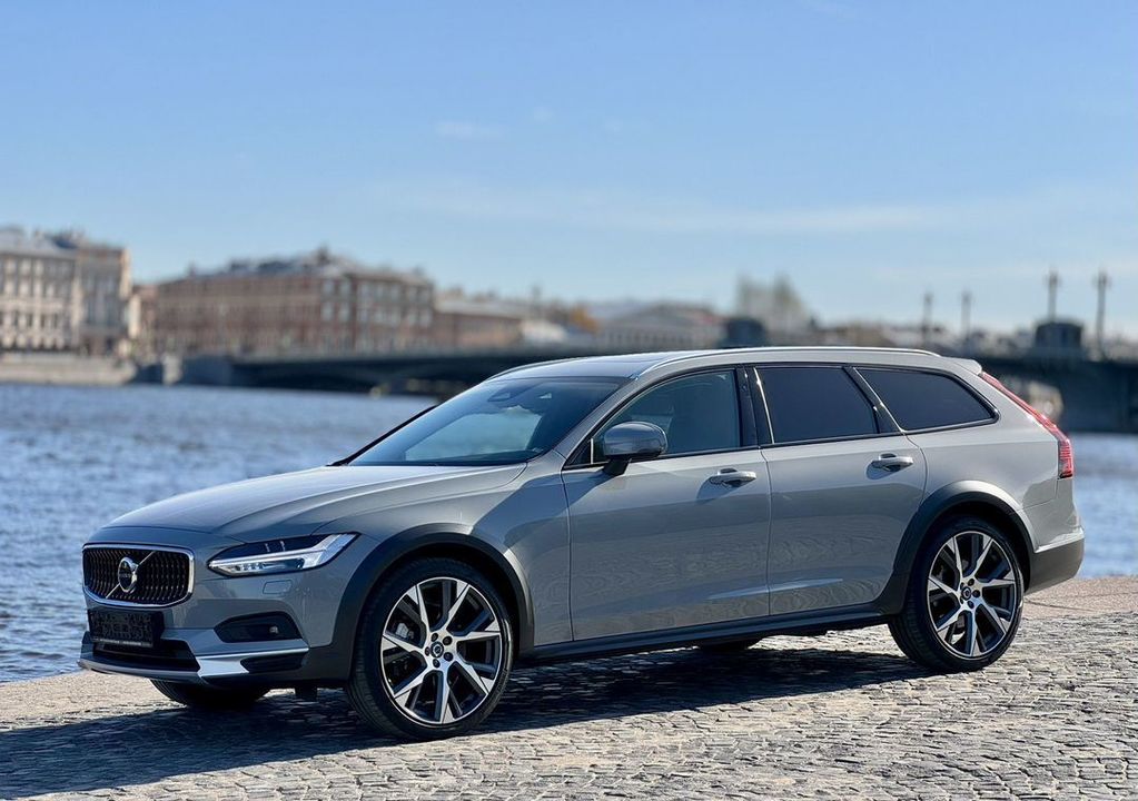 Volvo V90 Cross Country, 2023 год, 8 599 000 рублей, 8 фотография