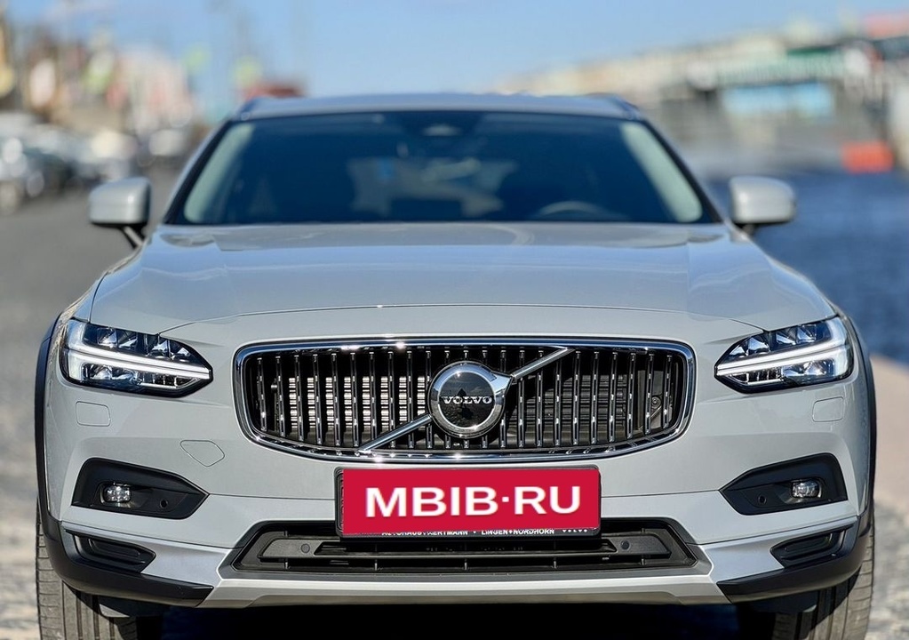 Volvo V90 Cross Country, 2023 год, 8 599 000 рублей, 4 фотография