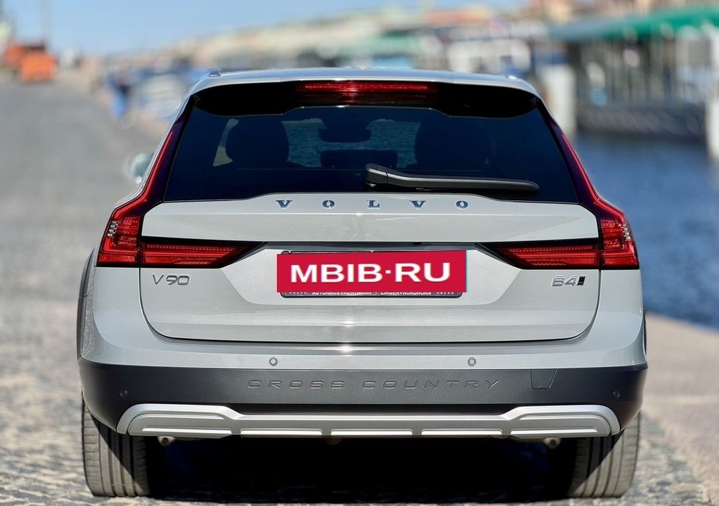 Volvo V90 Cross Country, 2023 год, 8 599 000 рублей, 7 фотография