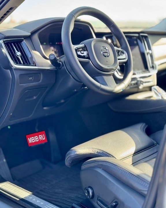 Volvo V90 Cross Country, 2023 год, 8 599 000 рублей, 20 фотография