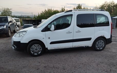 Peugeot Partner II рестайлинг 2, 2012 год, 560 000 рублей, 3 фотография
