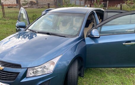 Chevrolet Cruze II, 2014 год, 900 000 рублей, 9 фотография