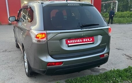Mitsubishi Outlander III рестайлинг 3, 2012 год, 1 480 000 рублей, 6 фотография