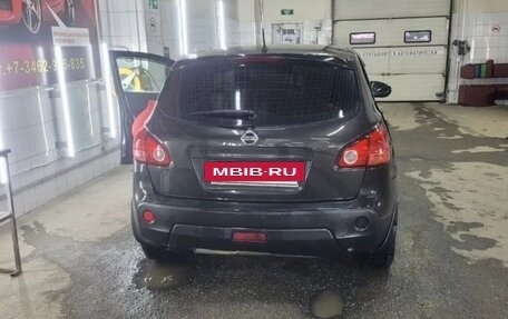 Nissan Qashqai, 2009 год, 880 000 рублей, 2 фотография