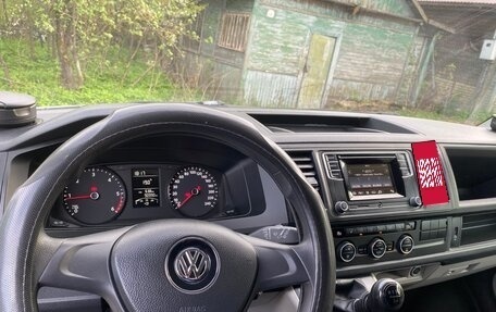 Volkswagen Caravelle T6 рестайлинг, 2015 год, 2 790 000 рублей, 5 фотография