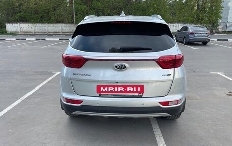 KIA Sportage IV рестайлинг, 2018 год, 2 200 000 рублей, 2 фотография