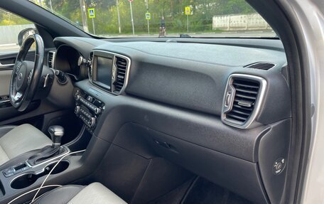 KIA Sportage IV рестайлинг, 2018 год, 2 200 000 рублей, 20 фотография