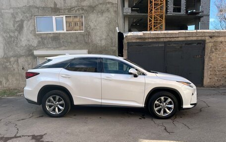Lexus RX IV рестайлинг, 2019 год, 4 500 000 рублей, 10 фотография