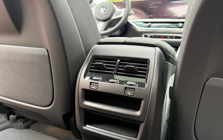 BMW X6, 2024 год, 14 000 000 рублей, 22 фотография