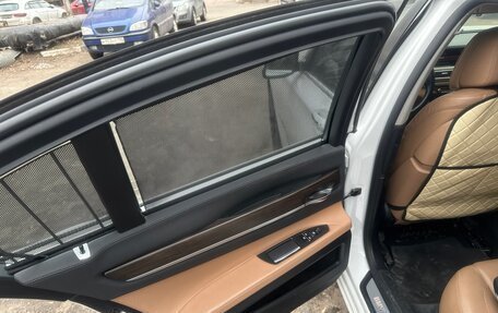 BMW 7 серия, 2014 год, 1 900 000 рублей, 9 фотография